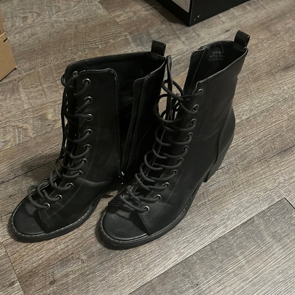Black open toe mid boots